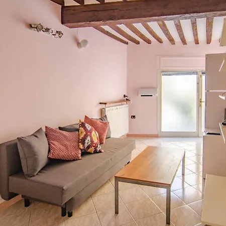 Inzani 8 * Parma