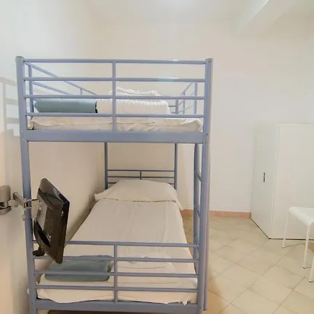 Inzani 8 Apartment